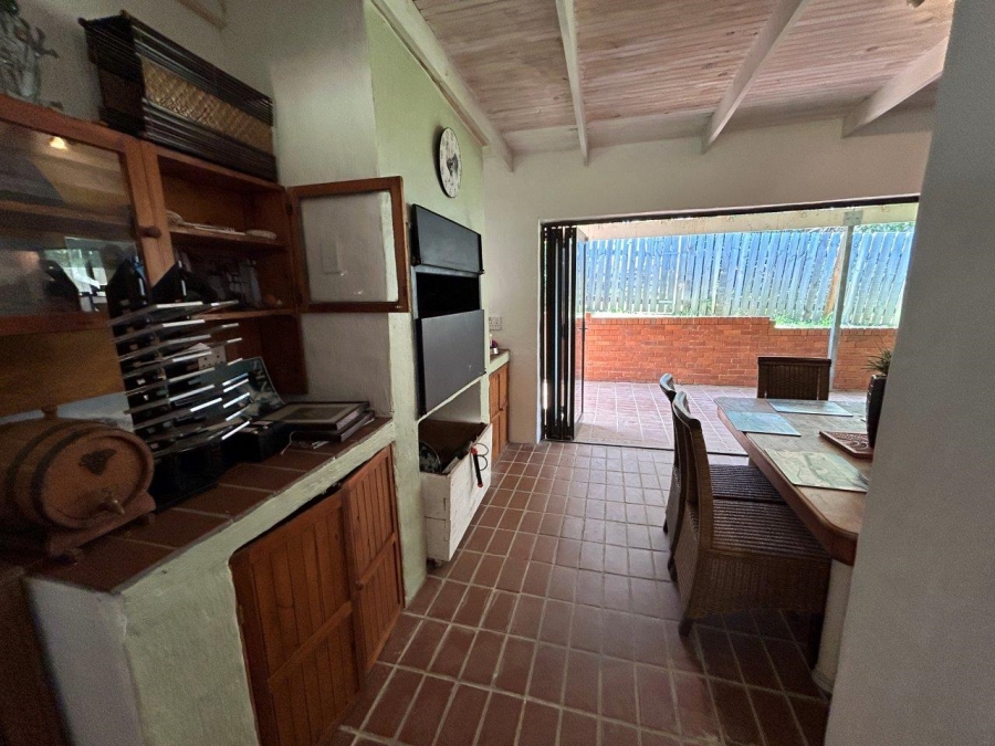 4 Bedroom Property for Sale in Noorsekloof Eastern Cape